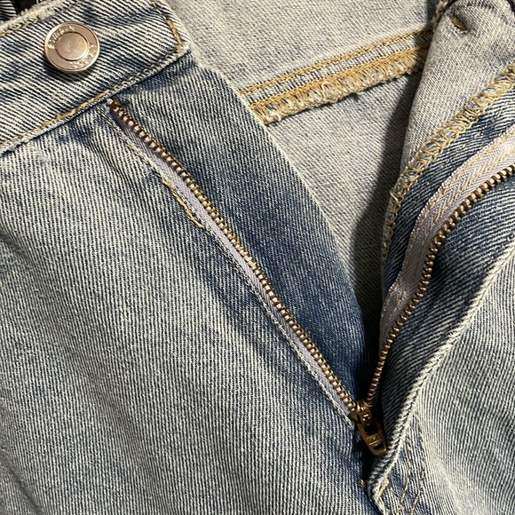 Simple Society baggy high rise jeans - Picture 12 of 13